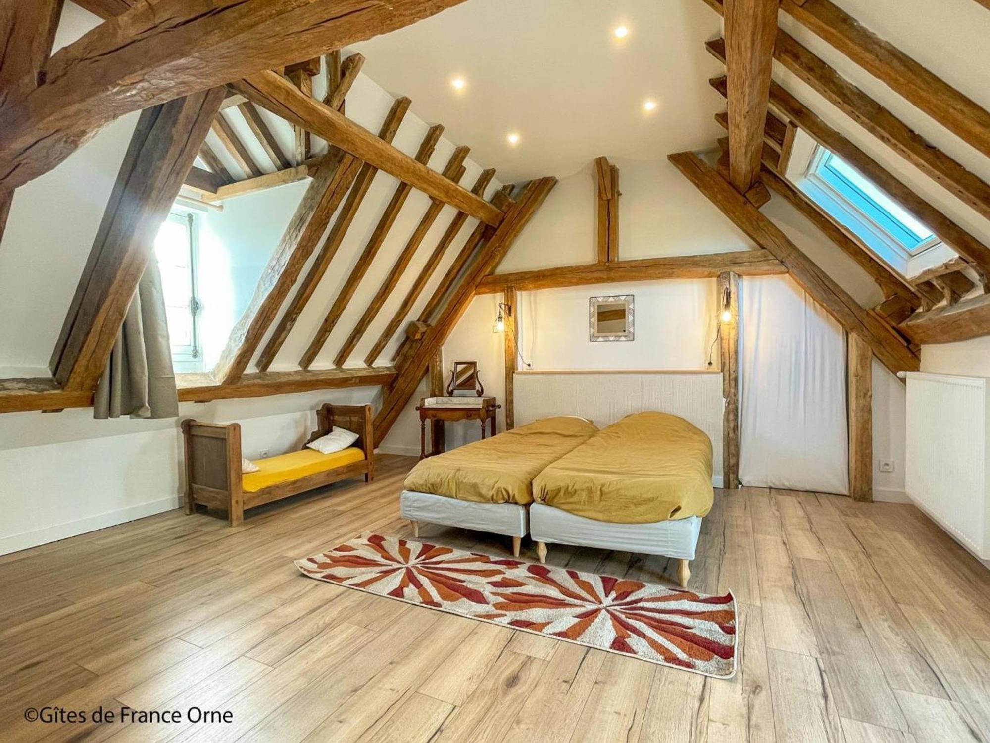 Maison De Charme Avec Piscine Interieure, Grand Jardin, Et Paysages Magnifiques En Pleine Campagne - Fr-1-497-164 Remalard Bagian luar foto
